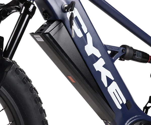 CYKE Falcon A lockable removable 48V 15Ah battery in the downtube